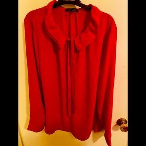 Banana Republic size large silky red top